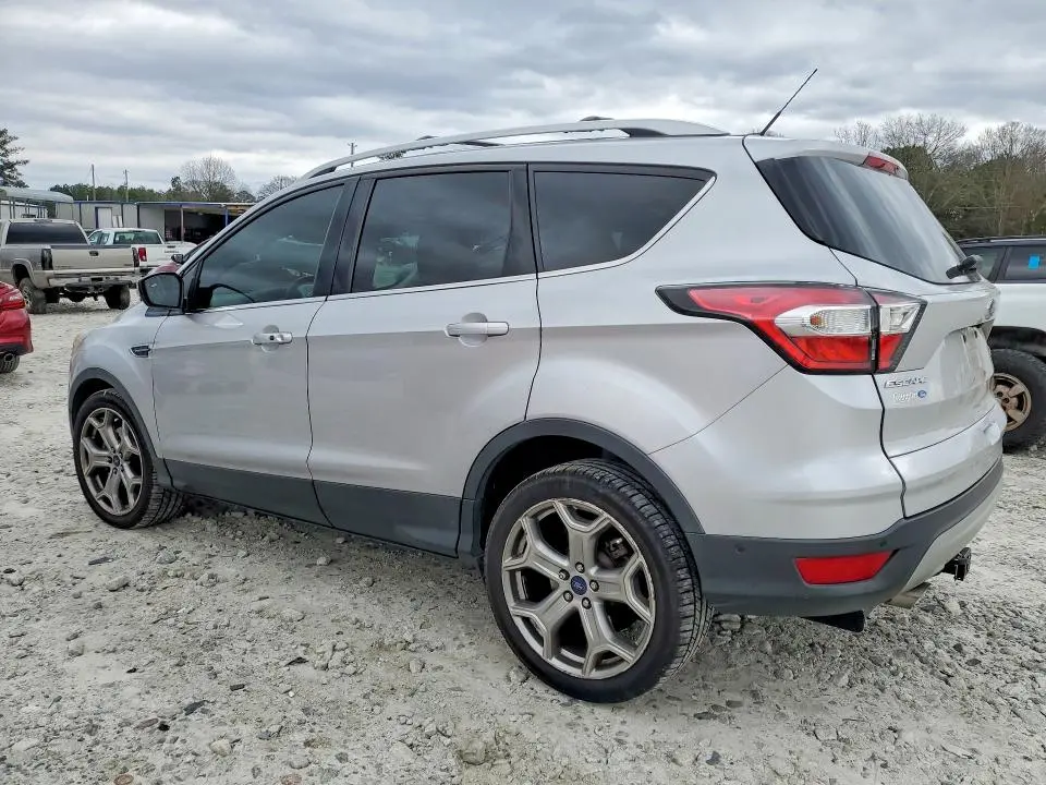 2017 FORD ESCAPE TITANIUM  