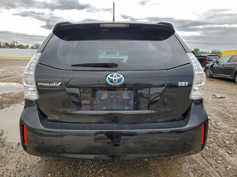 2014 TOYOTA PRIUS V   