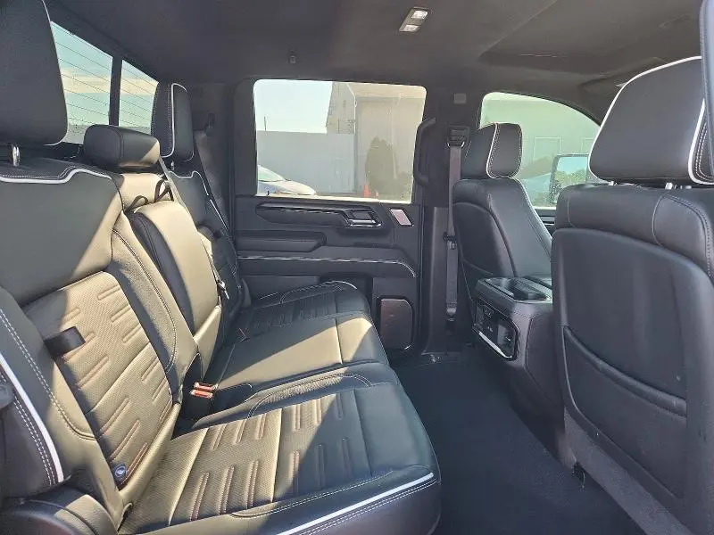 2025 GMC SIERRA K2500 AT4X  