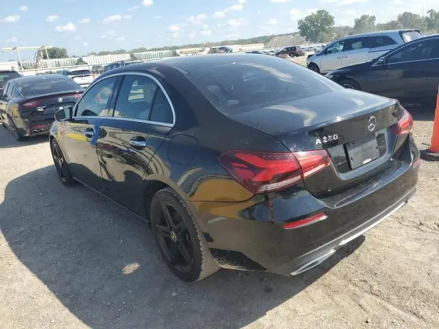 2019 MERCEDES-BENZ A 220  