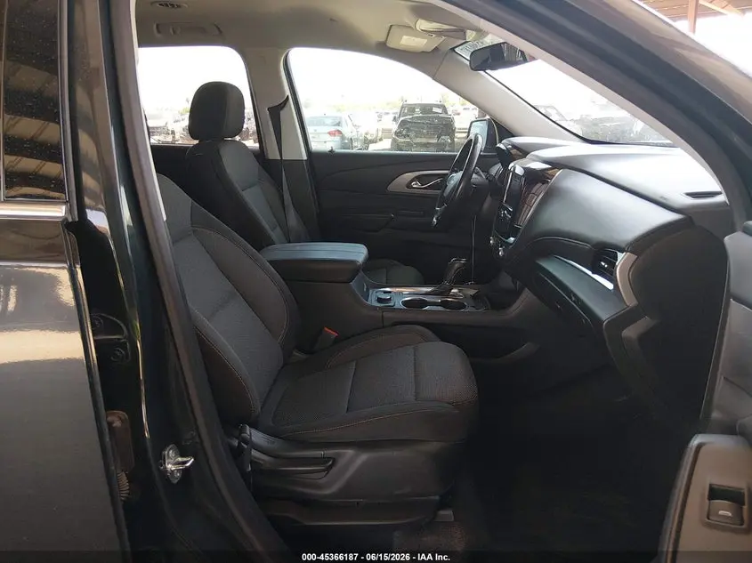 2020 CHEVROLET TRAVERSE FWD LT CLOTH