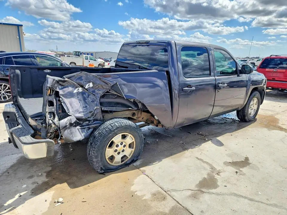 2011 CHEVROLET SILVERADO K1500 LT  