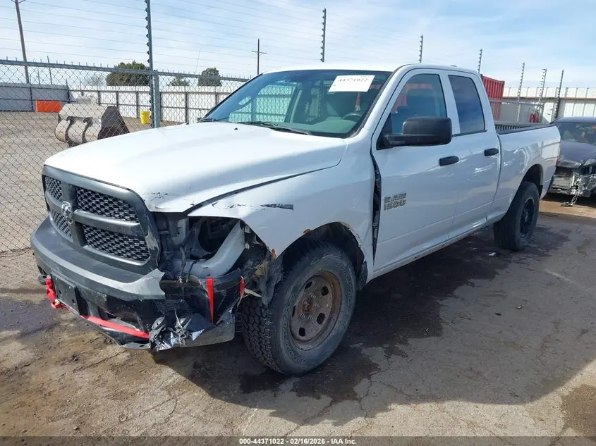2017 RAM 1500 TRADESMAN  4X4 6'4 BOX