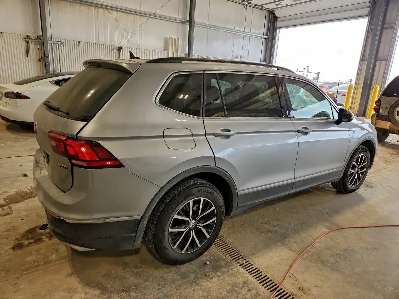 2021 VOLKSWAGEN TIGUAN SE  
