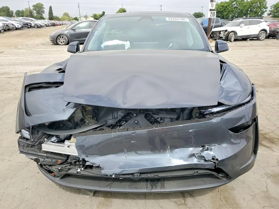 2026 TESLA MODEL Y   
