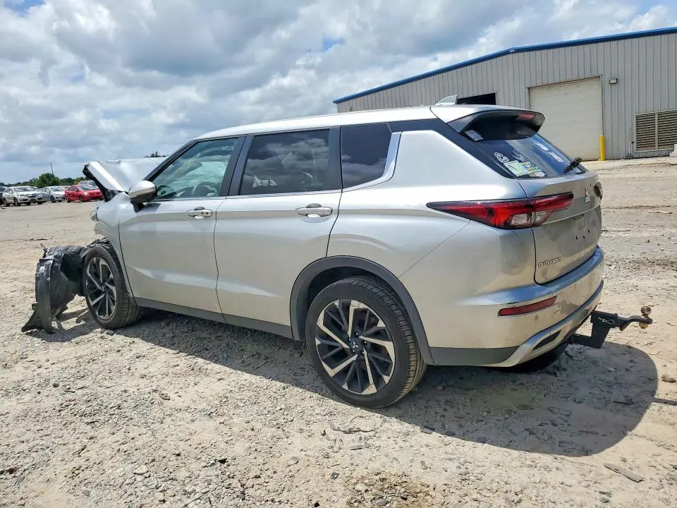 2024 MITSUBISHI OUTLANDER SE  