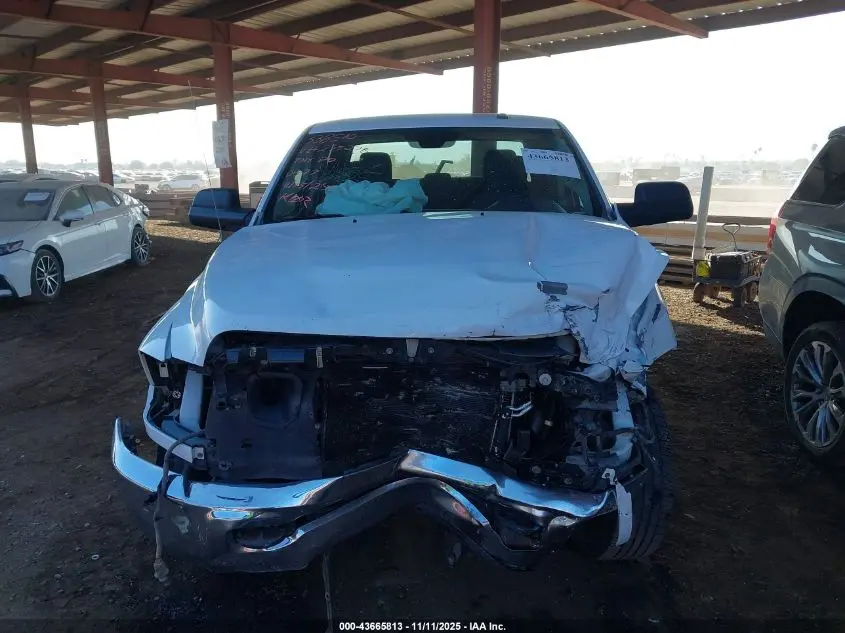 2016 RAM 2500 TRADESMAN