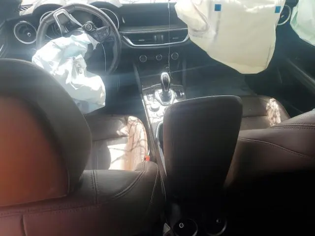 2022 ALFA ROMEO STELVIO TI  