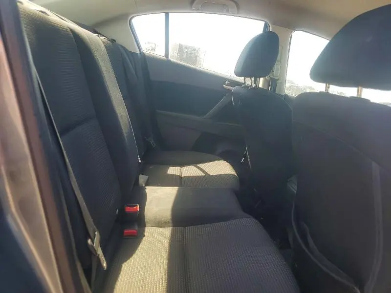 2013 MAZDA 3 I  