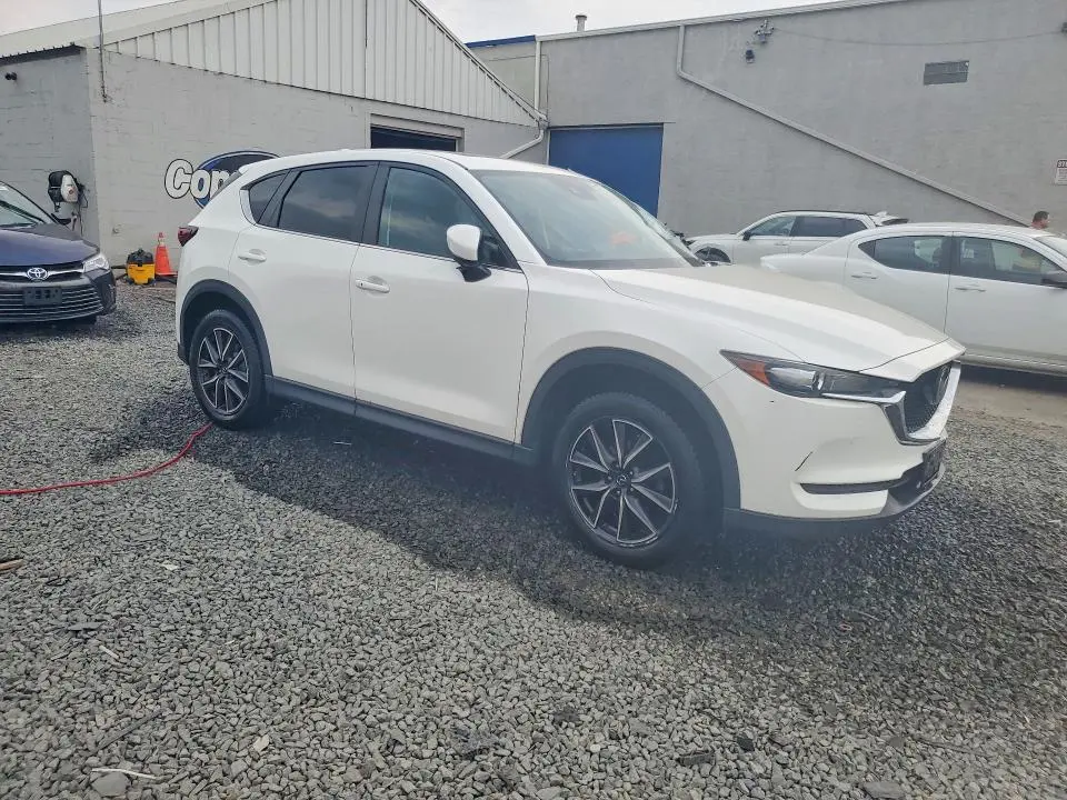 2018 MAZDA CX-5 TOURING  