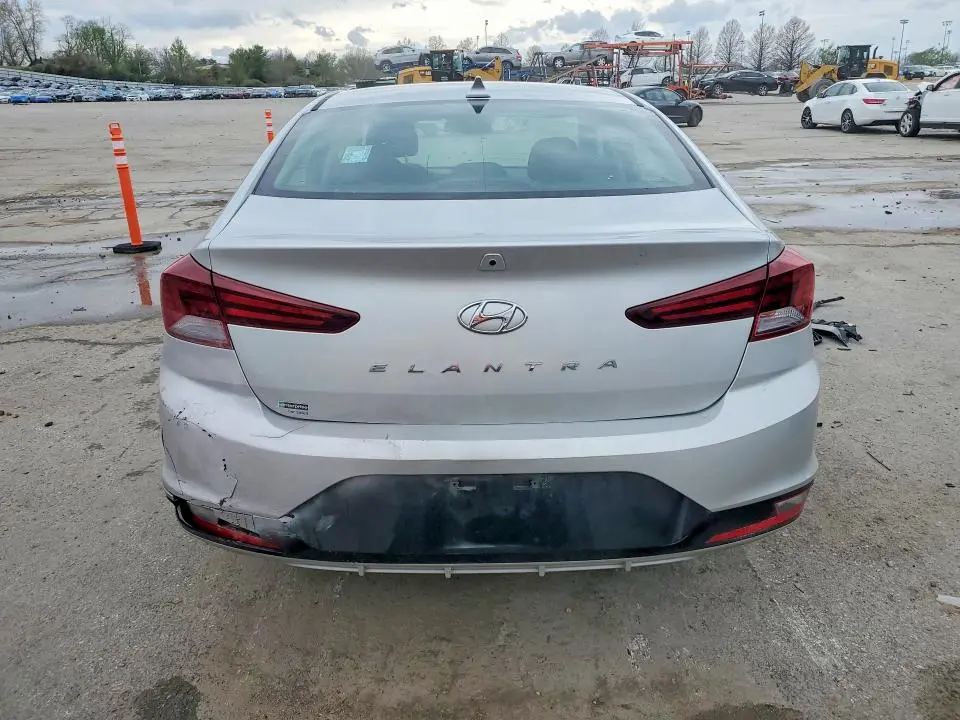 2019 HYUNDAI ELANTRA SEL  