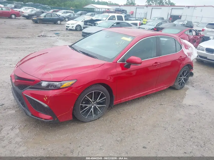 2022 TOYOTA CAMRY SE