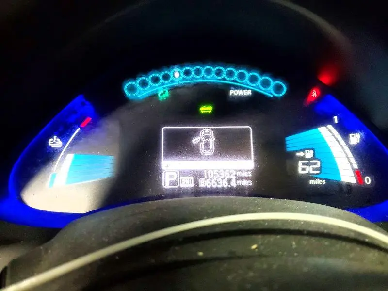 2015 NISSAN LEAF S/SV/SL  