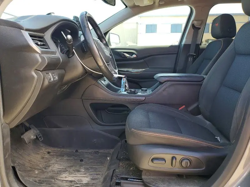 2021 GMC ACADIA AT4  