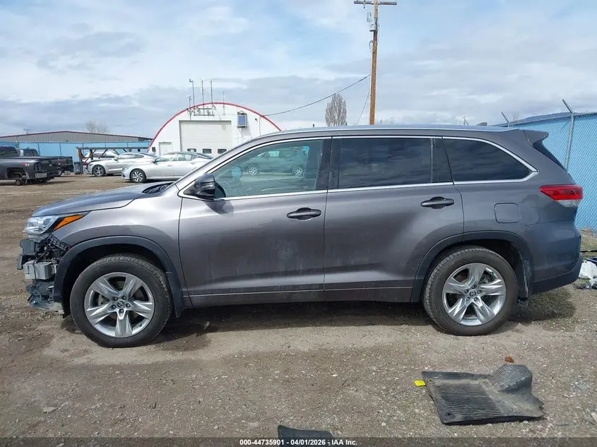 2019 TOYOTA HIGHLANDER LIMITED