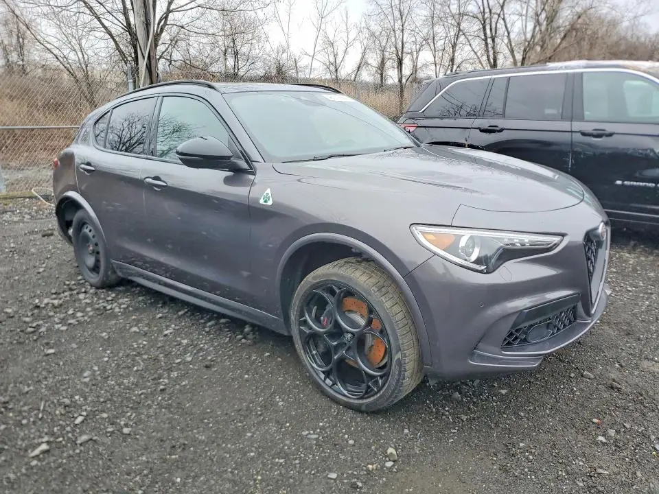 2023 ALFA ROMEO STELVIO QUADRIFOGLIO  