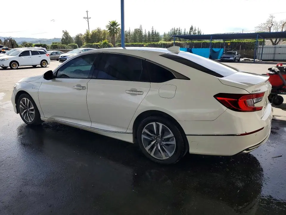 2020 HONDA ACCORD TOURING HYBRID  