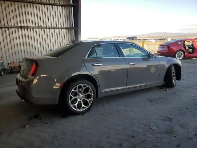 2019 CHRYSLER 300C   
