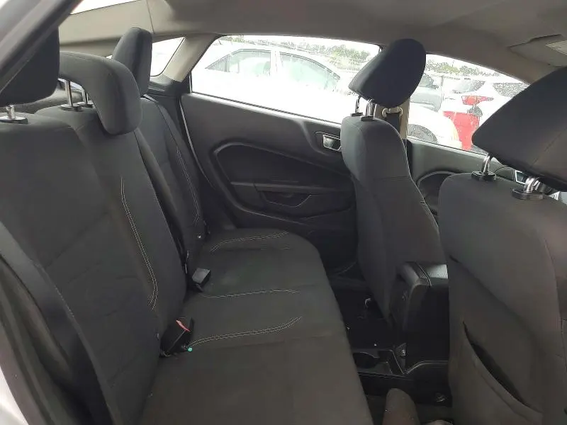 2014 FORD FIESTA SE  