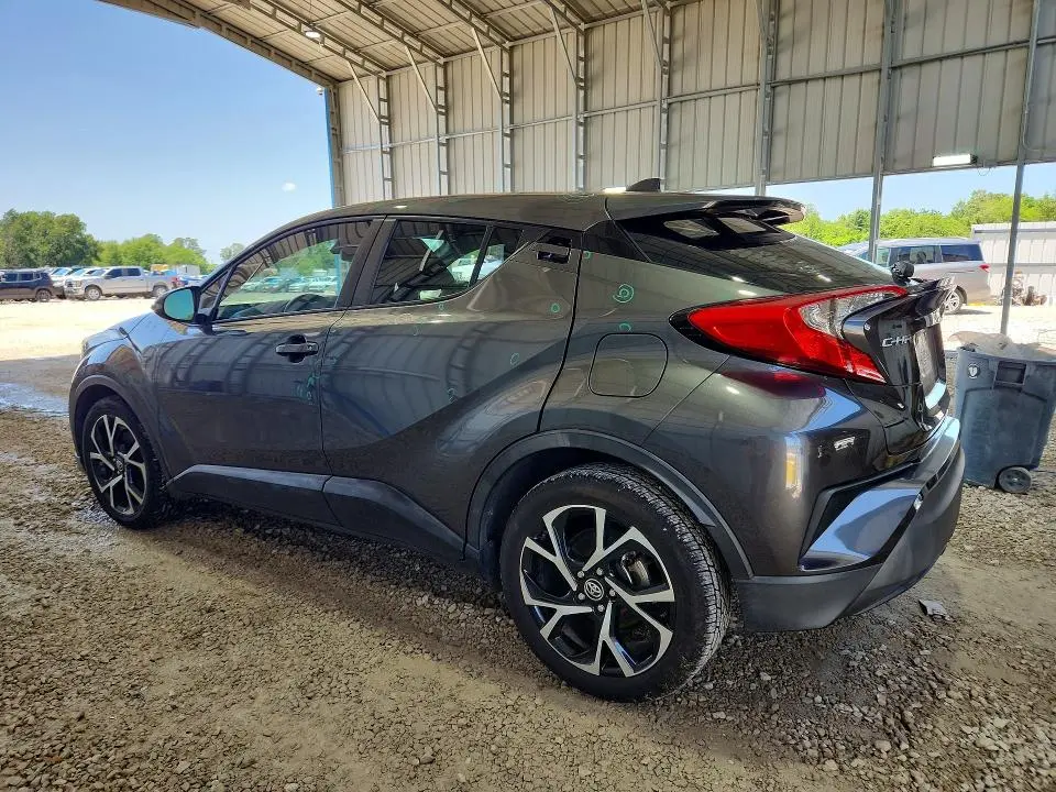 2018 TOYOTA C-HR XLE  