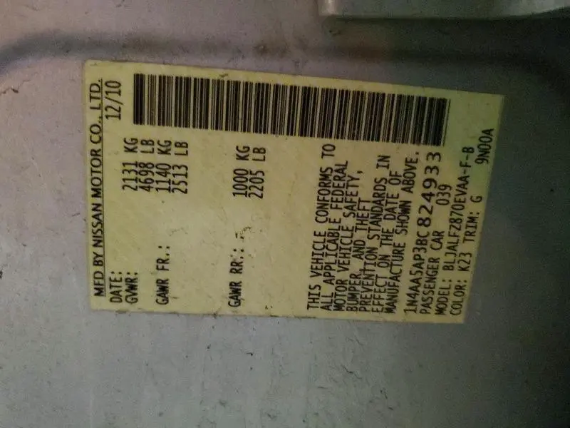 2011 NISSAN MAXIMA S  