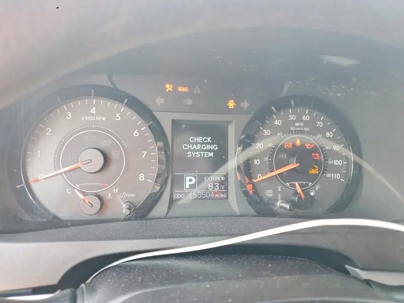 2015 TOYOTA SIENNA LE  