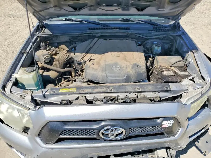 2015 TOYOTA TACOMA V6  