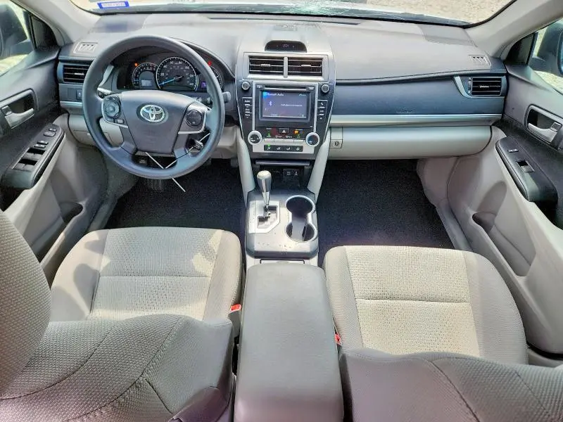 2014 TOYOTA CAMRY LE  