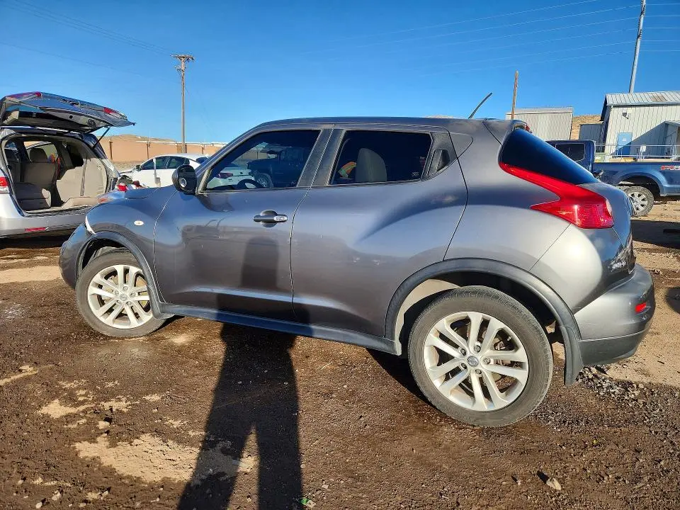 2014 NISSAN JUKE SV  