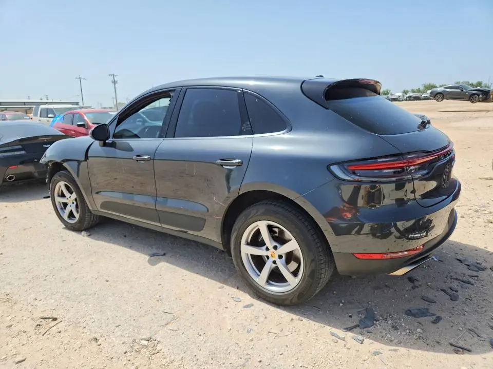 2019 PORSCHE MACAN   