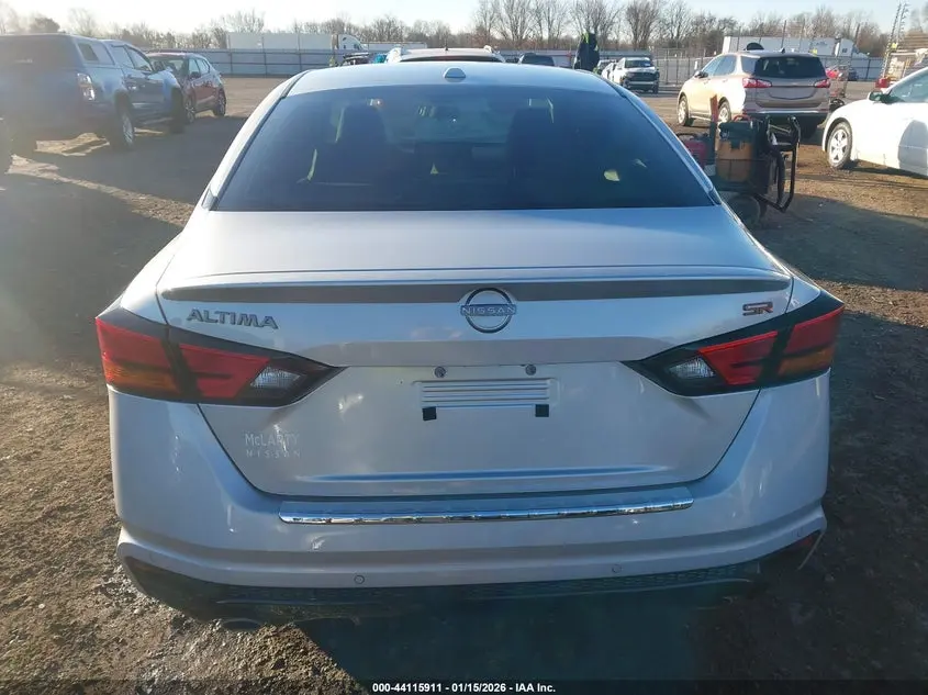 2023 NISSAN ALTIMA SR FWD