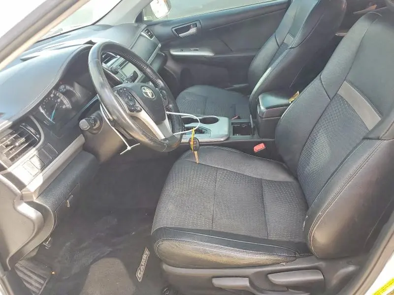 2014 TOYOTA CAMRY SE  