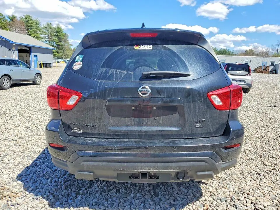 2020 NISSAN PATHFINDER SL  