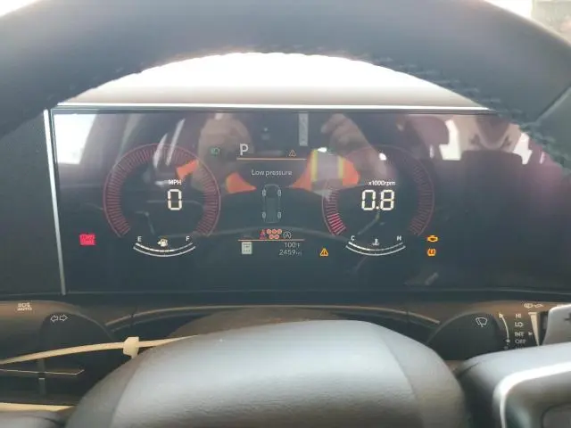 2025 HYUNDAI SANTA FE SE  