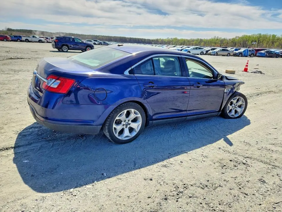 2011 FORD TAURUS SEL  