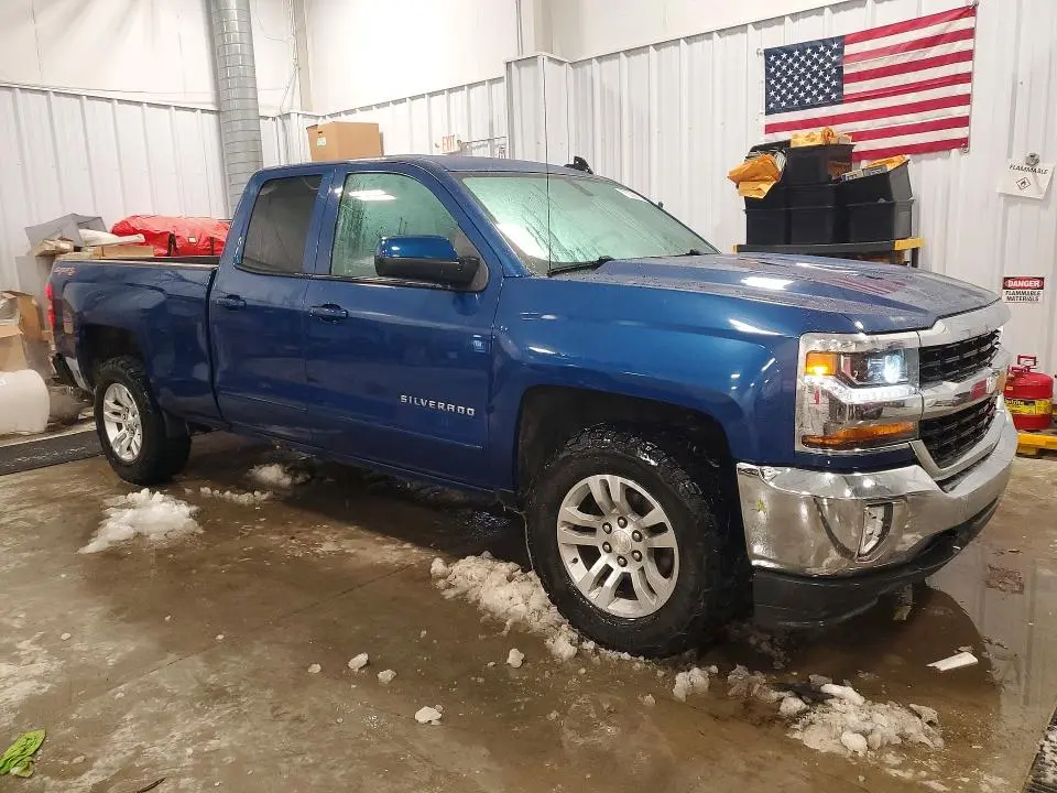2017 CHEVROLET SILVERADO K1500 LT  