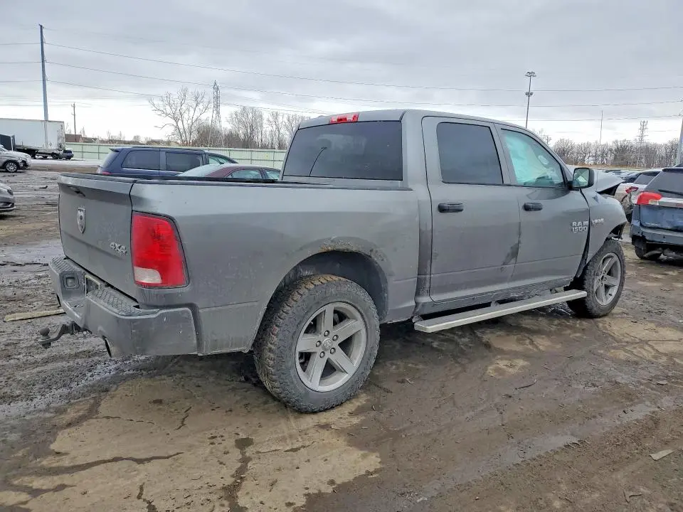 2013 RAM 1500 ST  