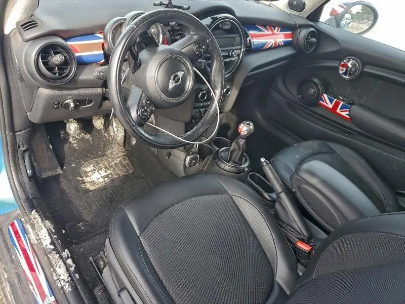 2015 MINI COOPER   