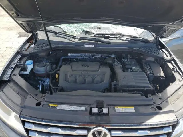 2021 VOLKSWAGEN TIGUAN SE  