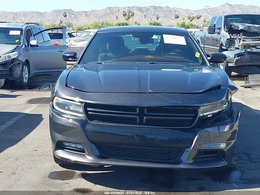 2017 DODGE CHARGER SXT RWD