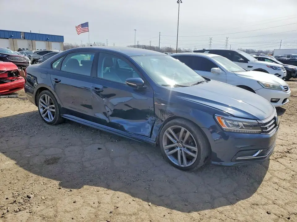2018 VOLKSWAGEN PASSAT S  