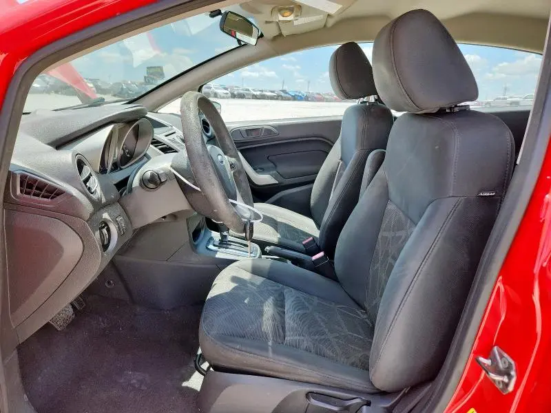 2013 FORD FIESTA SE  
