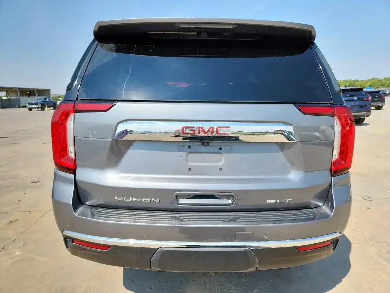 2022 GMC YUKON SLT  
