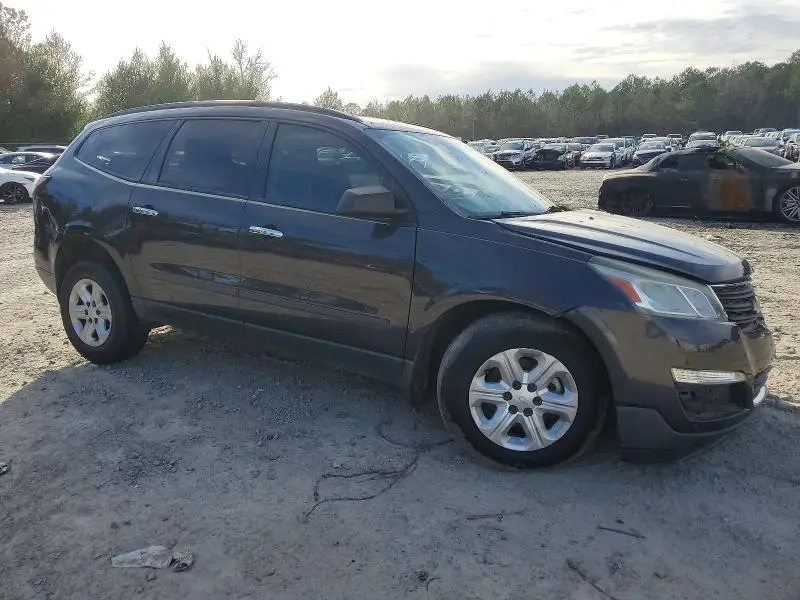 2017 CHEVROLET TRAVERSE LS  