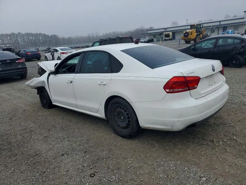2013 VOLKSWAGEN PASSAT S  