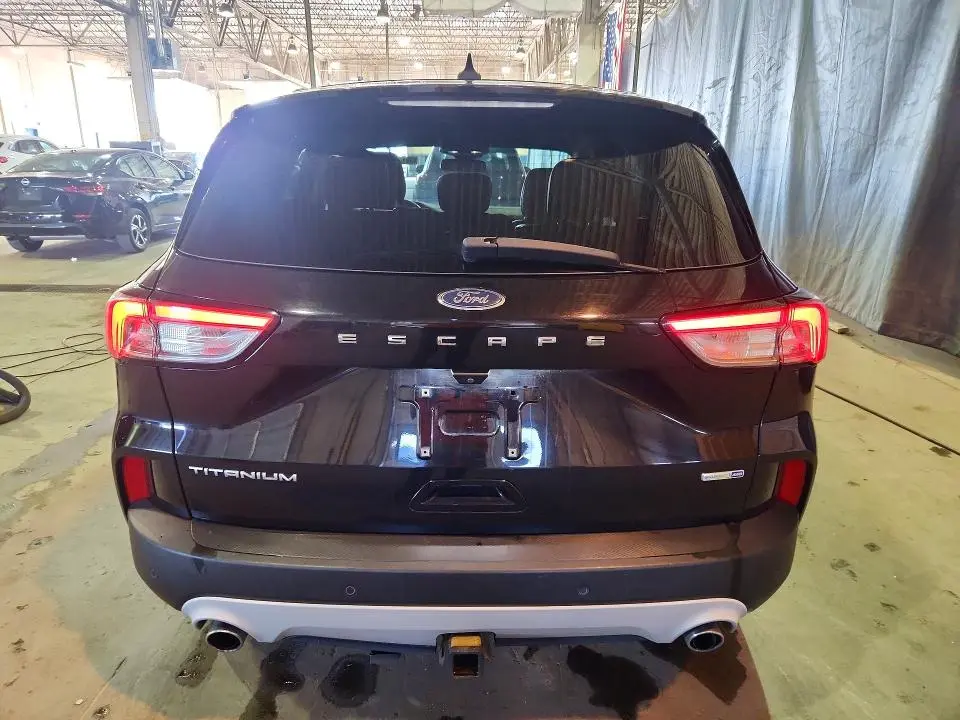 2020 FORD ESCAPE TITANIUM  