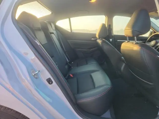 2025 NISSAN ALTIMA SR  
