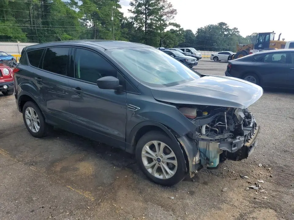2019 FORD ESCAPE S  
