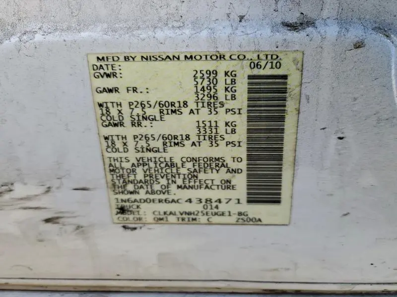 2010 NISSAN FRONTIER CREW CAB SE  