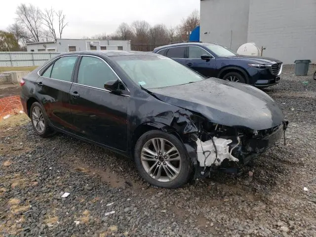 2016 TOYOTA CAMRY LE  